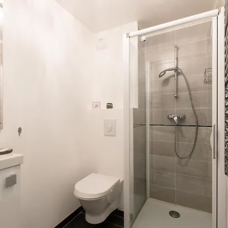 2-br With Garden And Pool In The Heart Of Palm * Cannes
