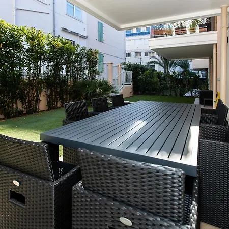 Apartman 2-br With Garden And Pool In The Heart Of Palm *