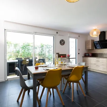 2-br With Garden And Pool In The Heart Of Palm * Cannes